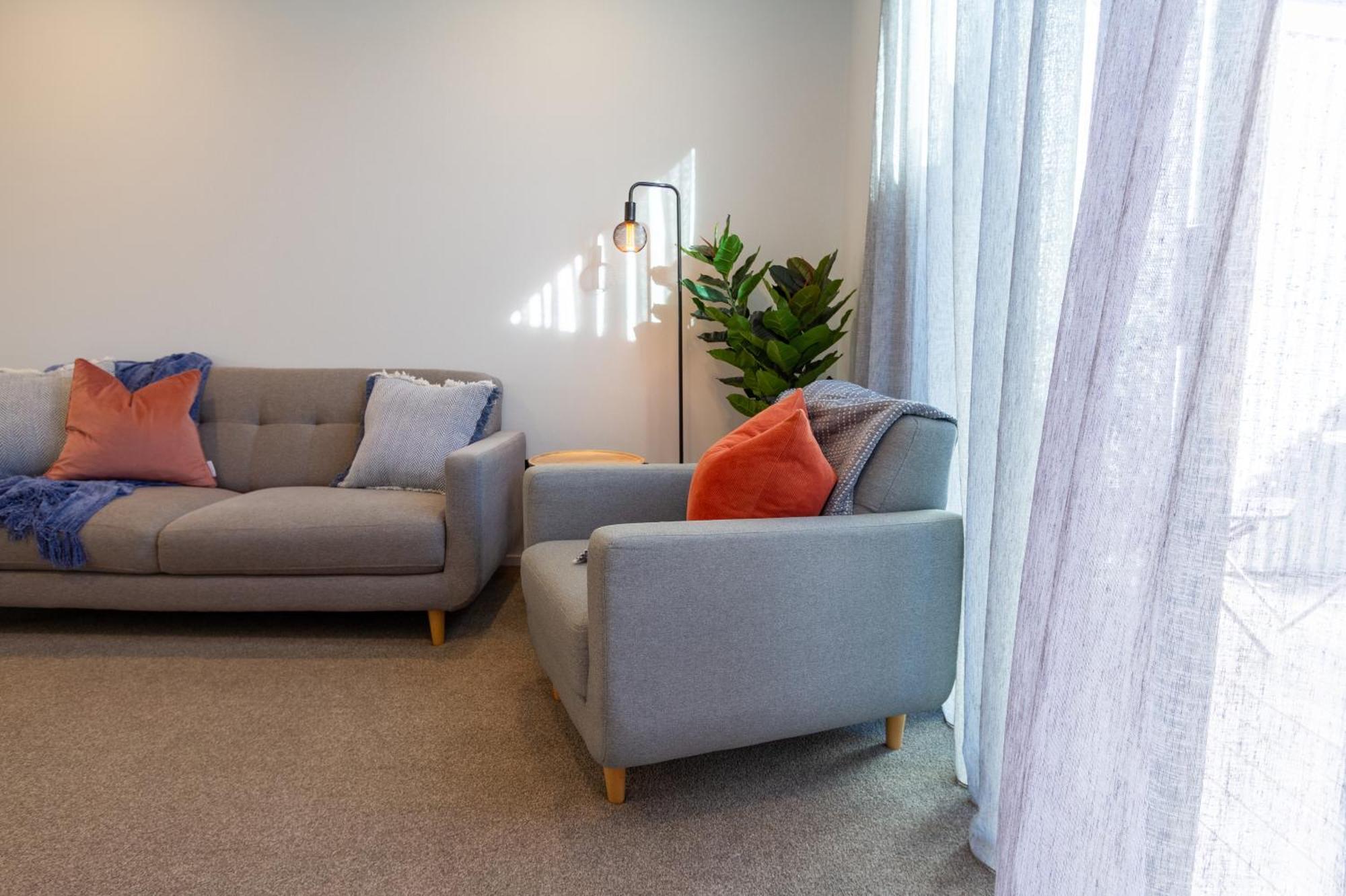 Apartment 2br Townhouse With Free Carpark *