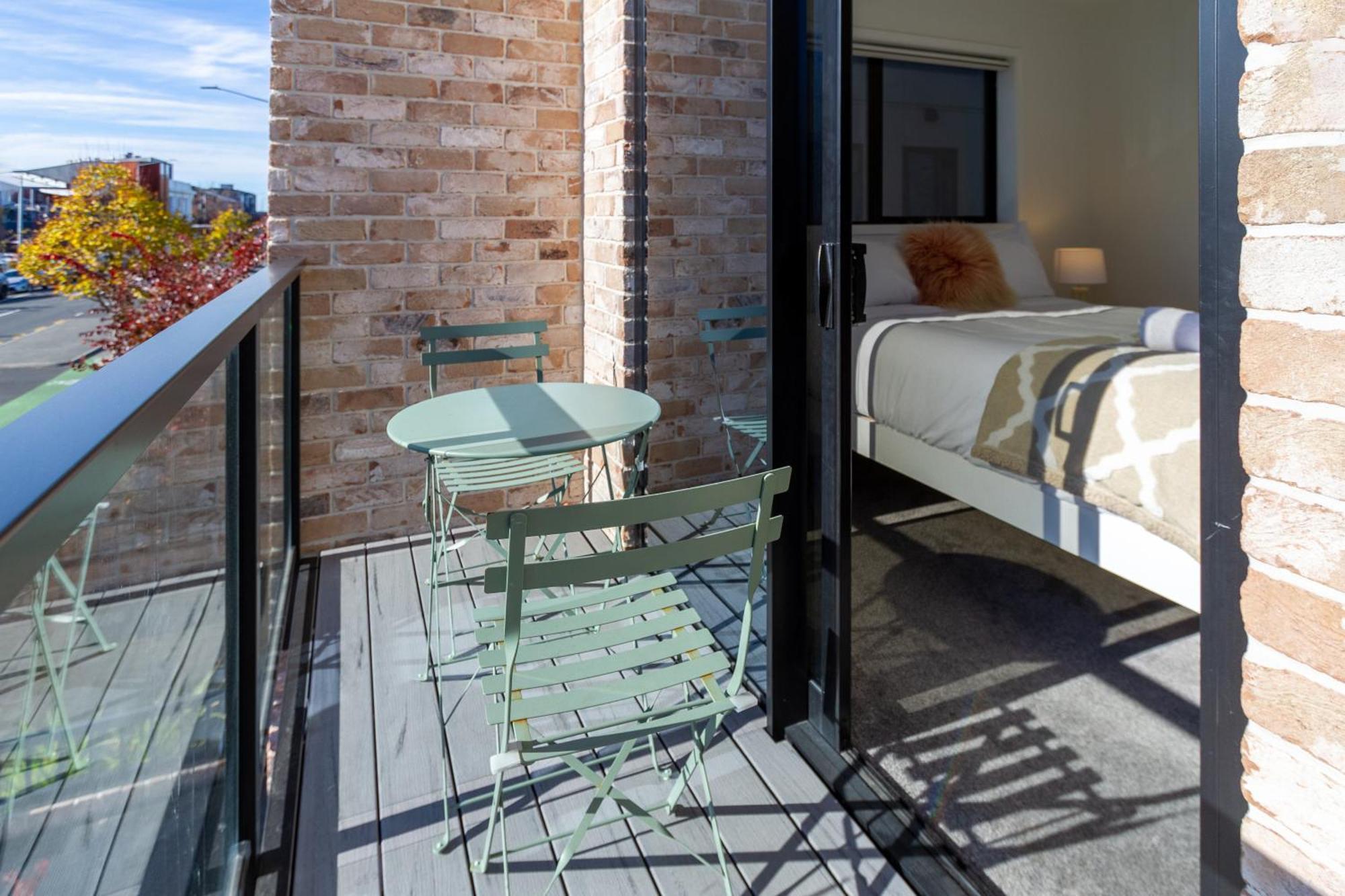4 Bedrooms In The Heart Of Cbd * Christchurch