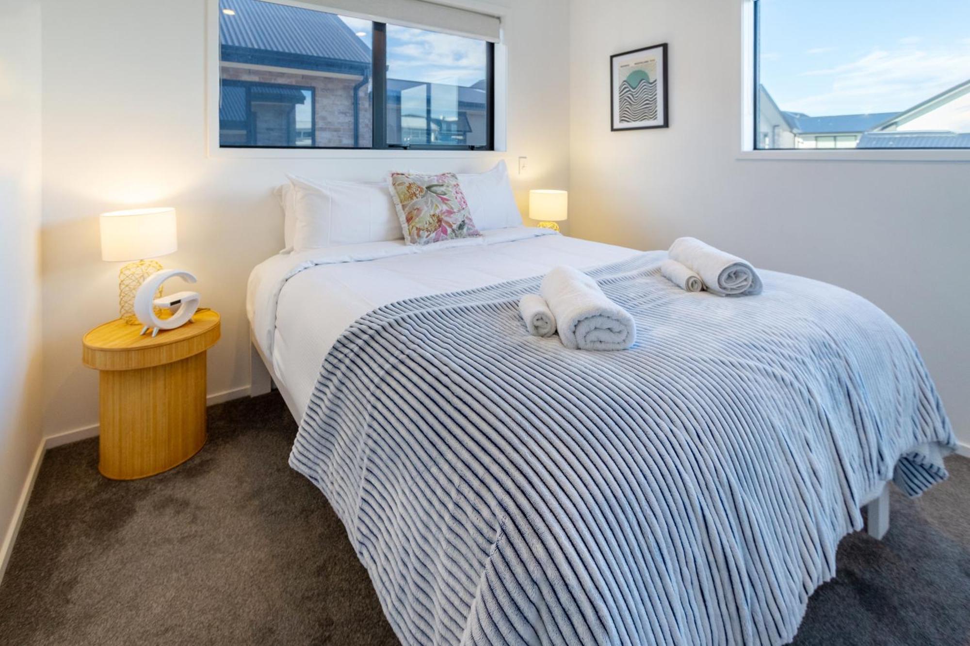 4 Bedrooms In The Heart Of Cbd * Christchurch
