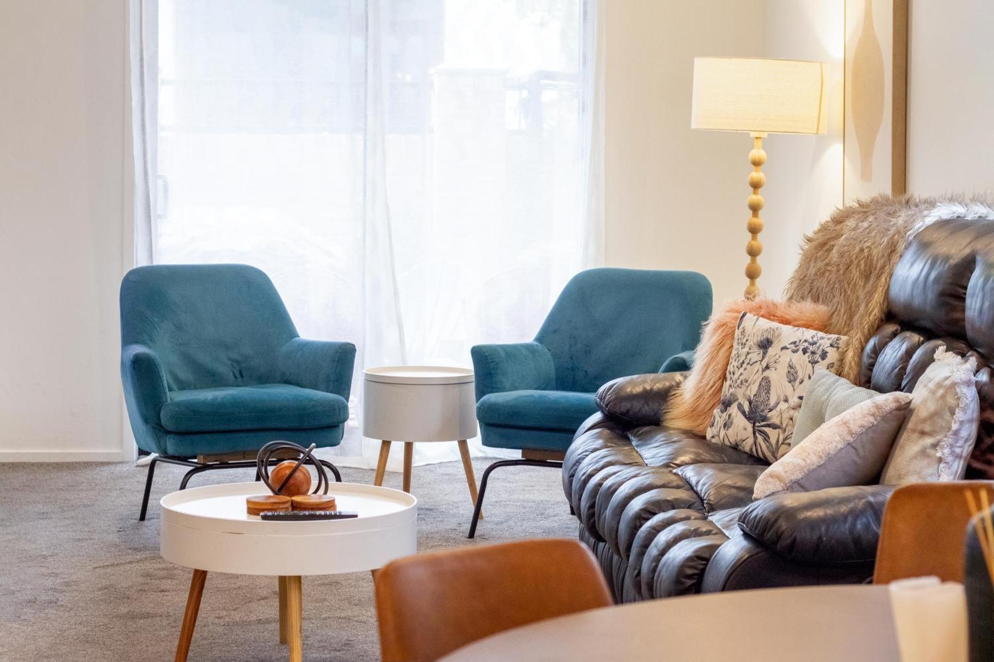 4 Bedrooms In The Heart Of Cbd Apartment *
