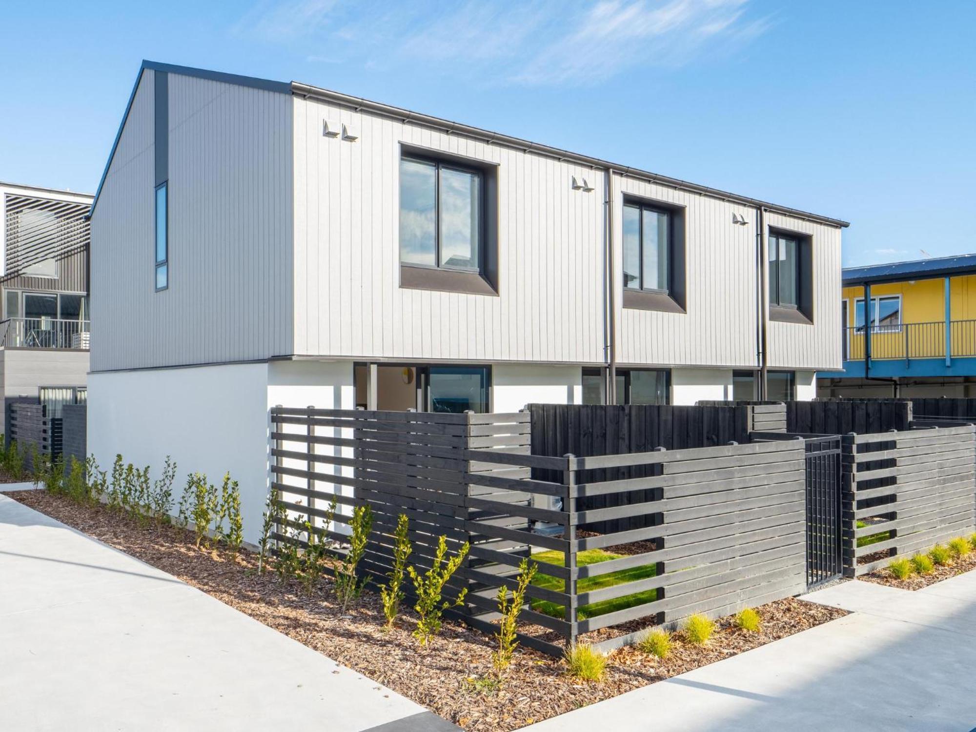 Cbd 2 Bed 2 Bath With Free Parking * Christchurch