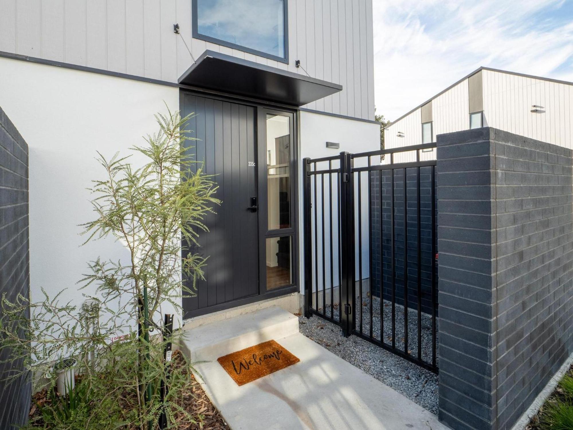 Cbd 2 Bed 2 Bath With Free Parking * Christchurch