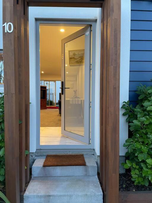 Cbd 2 Bedroom Parkside Living By Hagley With Free Parking Holiday home Christchurch