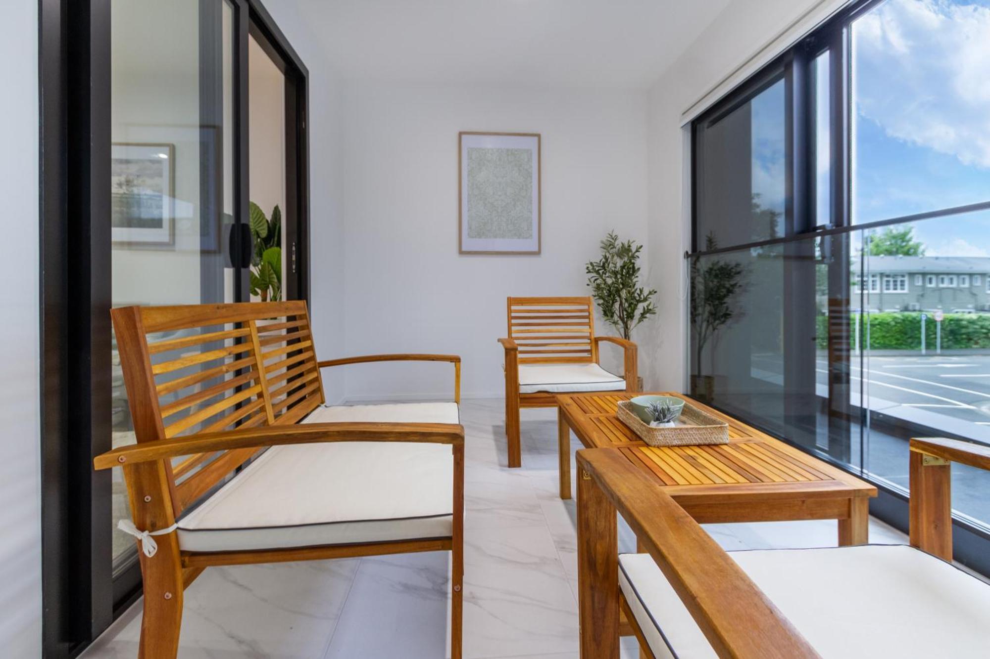 Apartment Urban Retreat: 2-br Gem In Central Christchurch