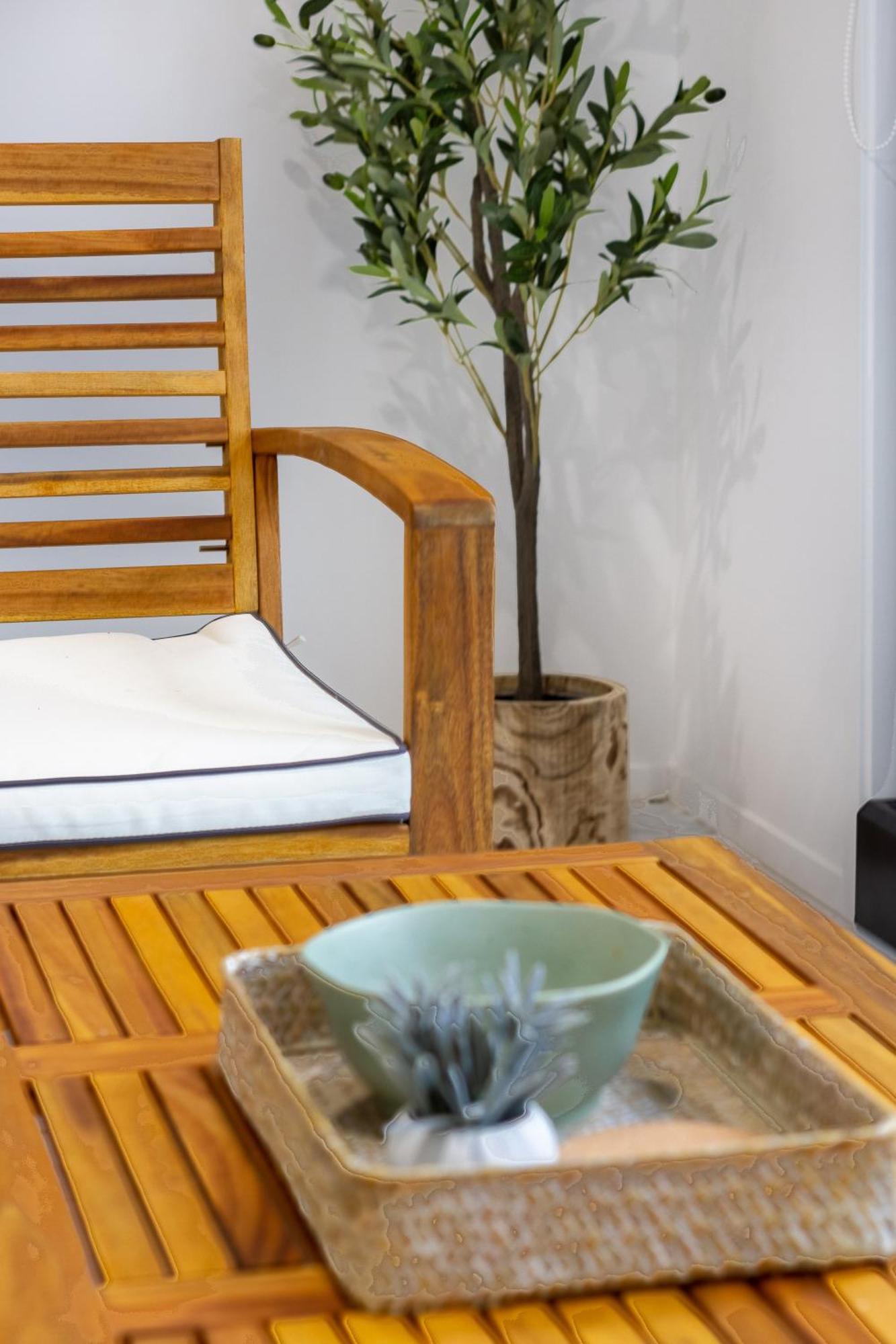 Apartment Urban Retreat: 2-br Gem In Central
