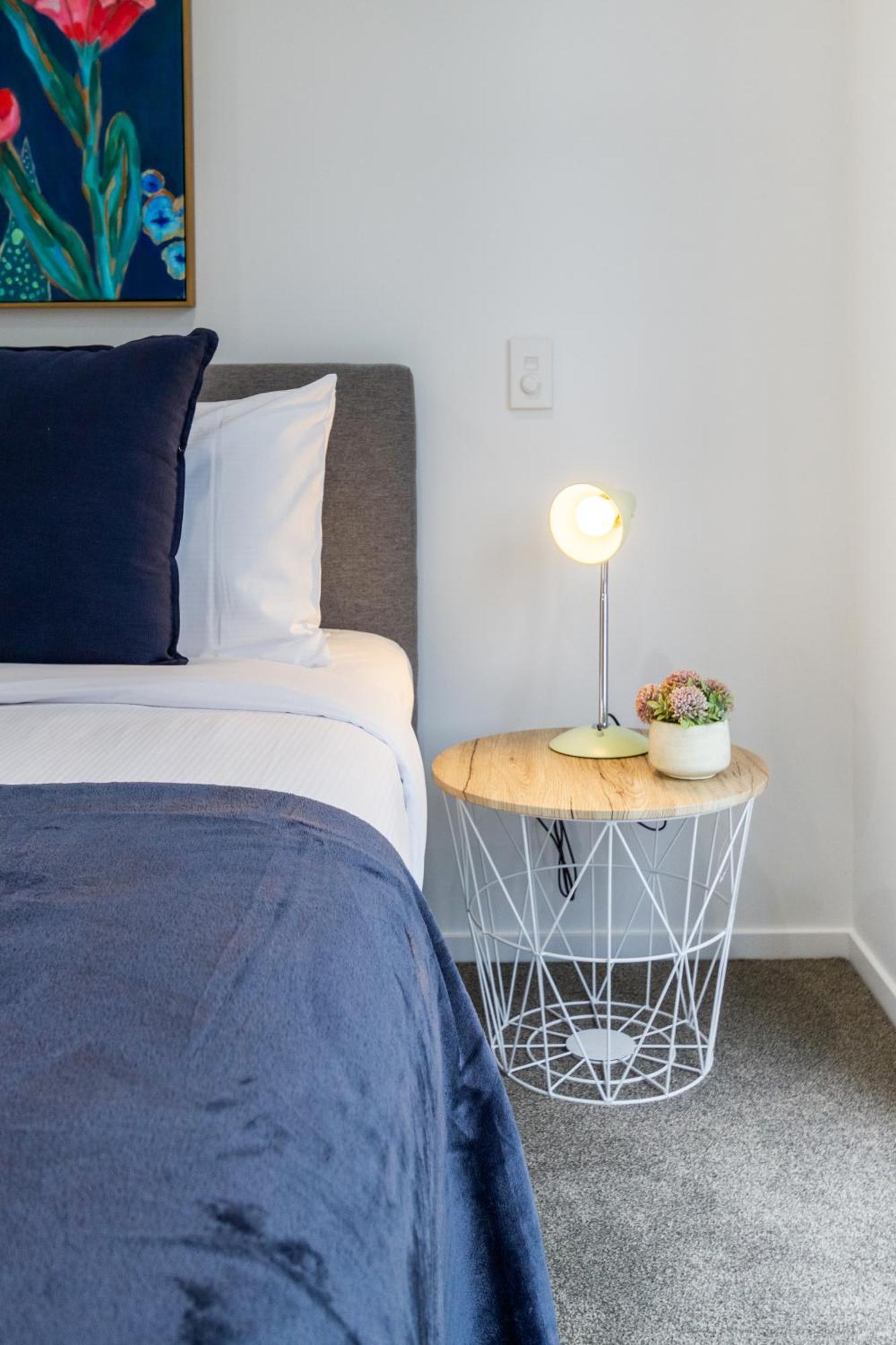 Apartment Luxury Living: 2-bedroom Retreat In Christchurch