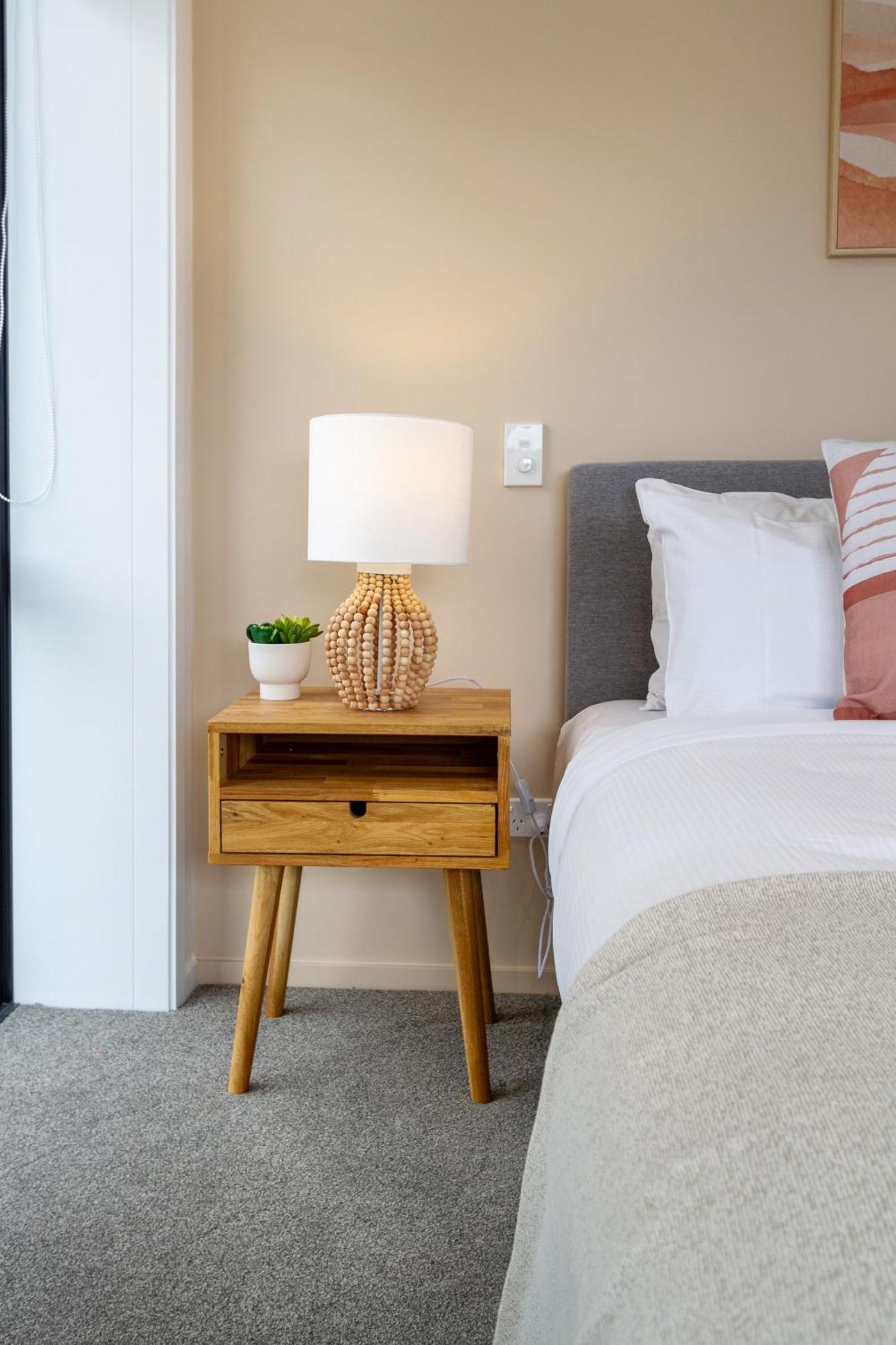 Apartment Modern Lifestyle: 2 Bedroom 1 Bath Christchurch