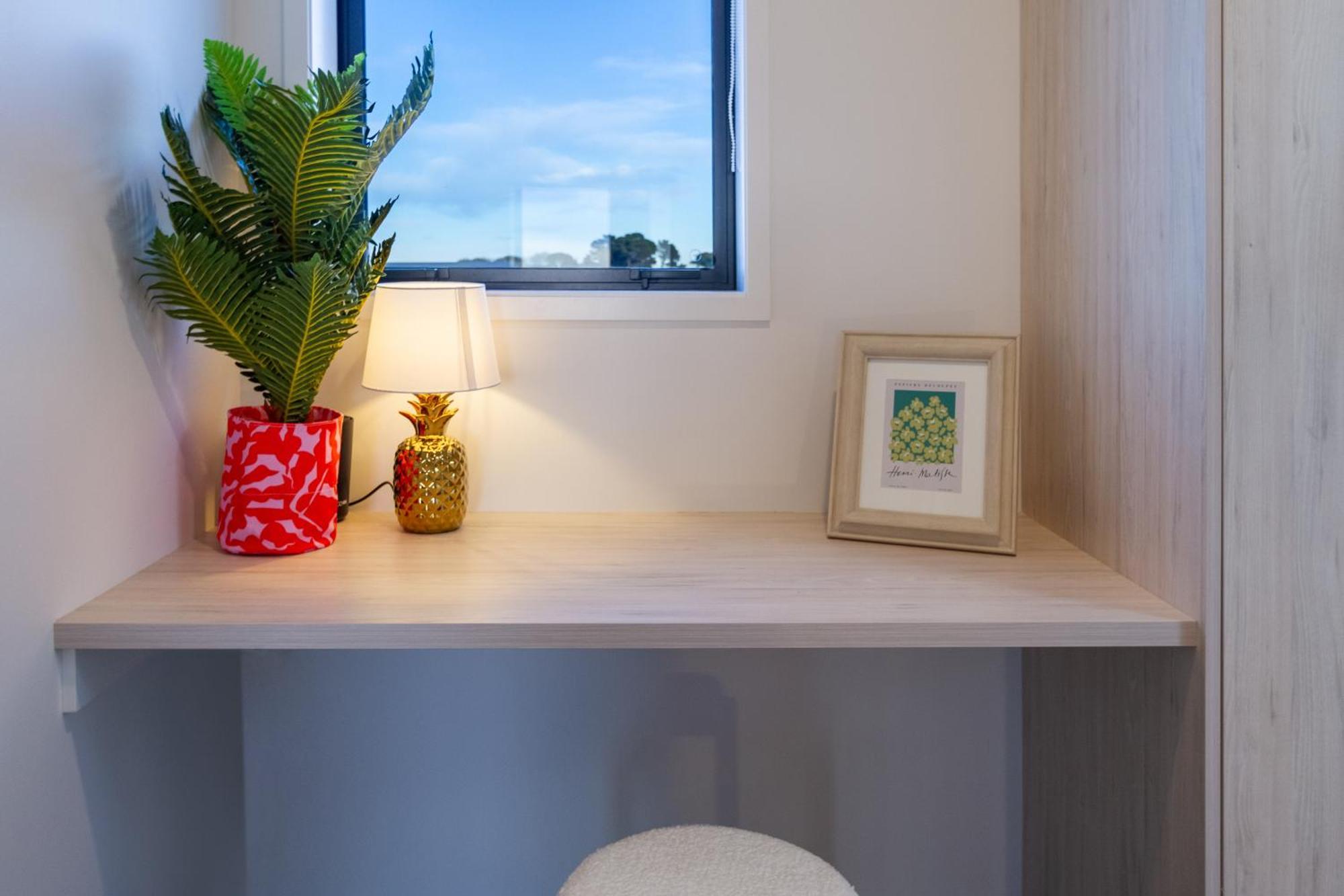 Apartment Beachfront 2br Retreat With Stunning Views Christchurch