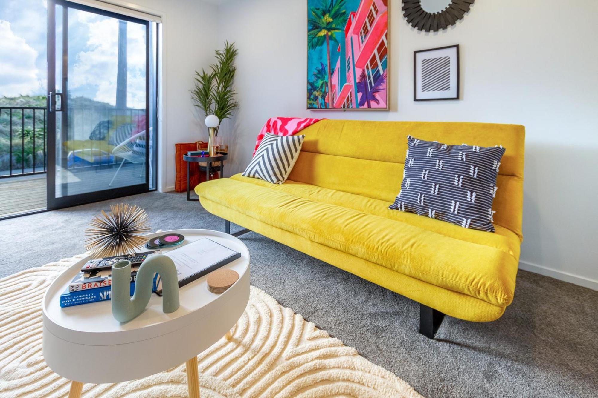 Beachfront 2br Retreat With Stunning Views Christchurch