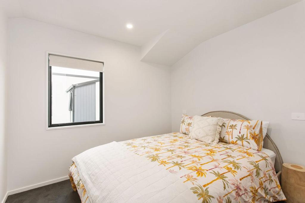 Style Location New Sunny 2bdrms Free Park Christchurch