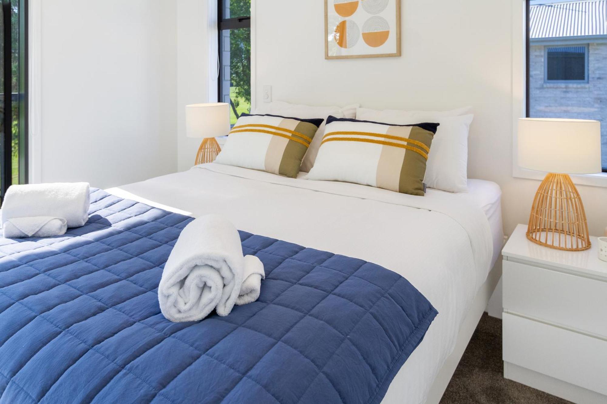 Escape At The Park: 1 Bed 1 Bath W/carpark *