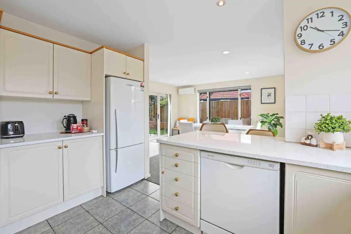 Holiday home A Great Location 4 Bedrooms, Quiet And Comfort!