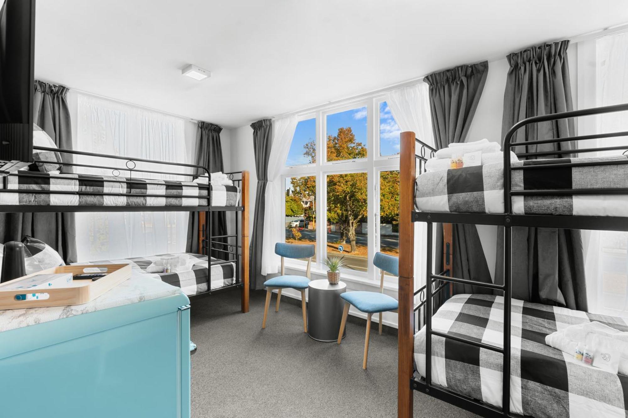 The Ultimate In - Sleeps Up To 33-guests