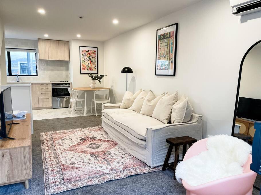 Chic Centre Townhouse *