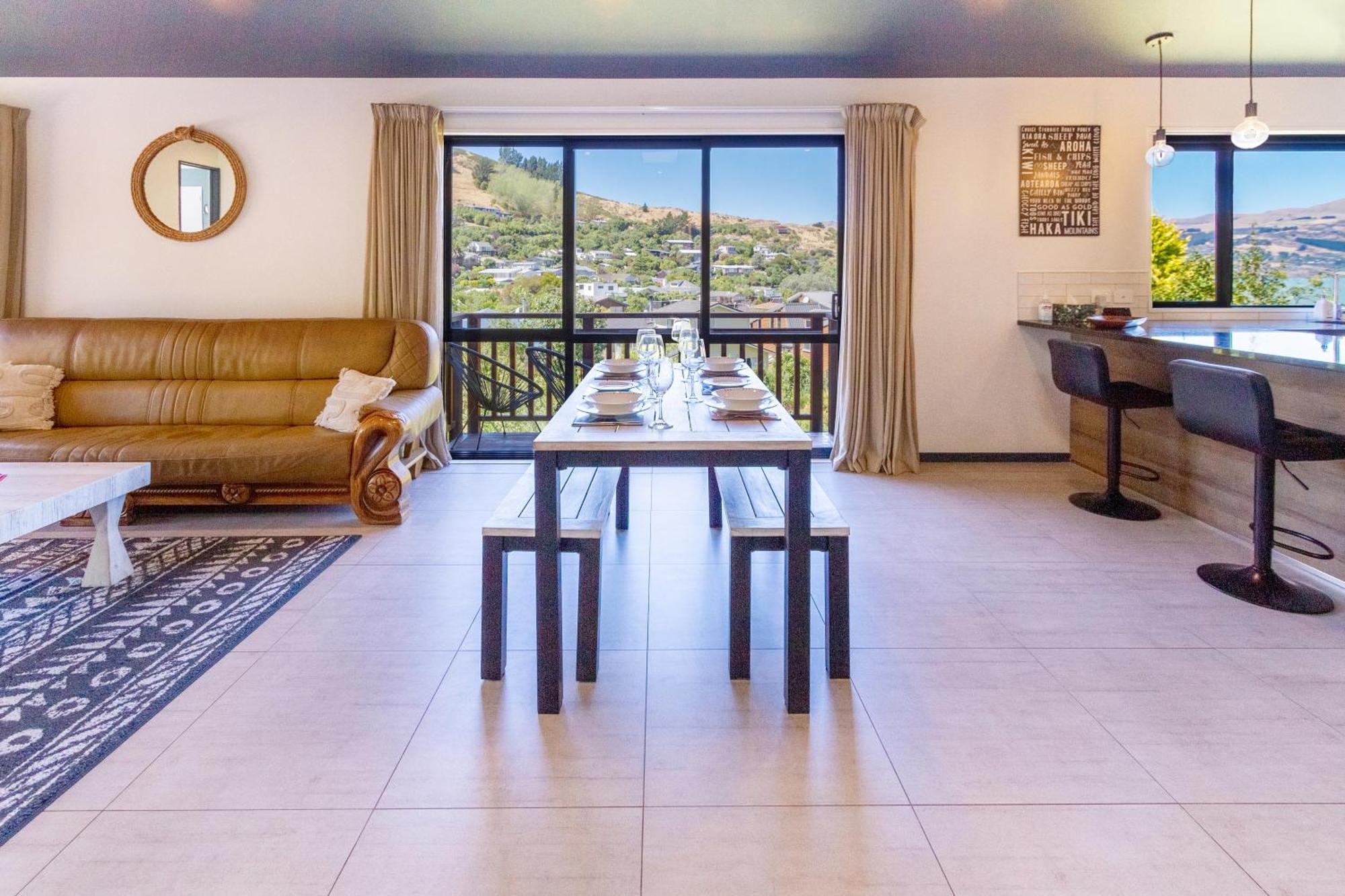 Holiday home Panoramic Views From Spacious New House *
