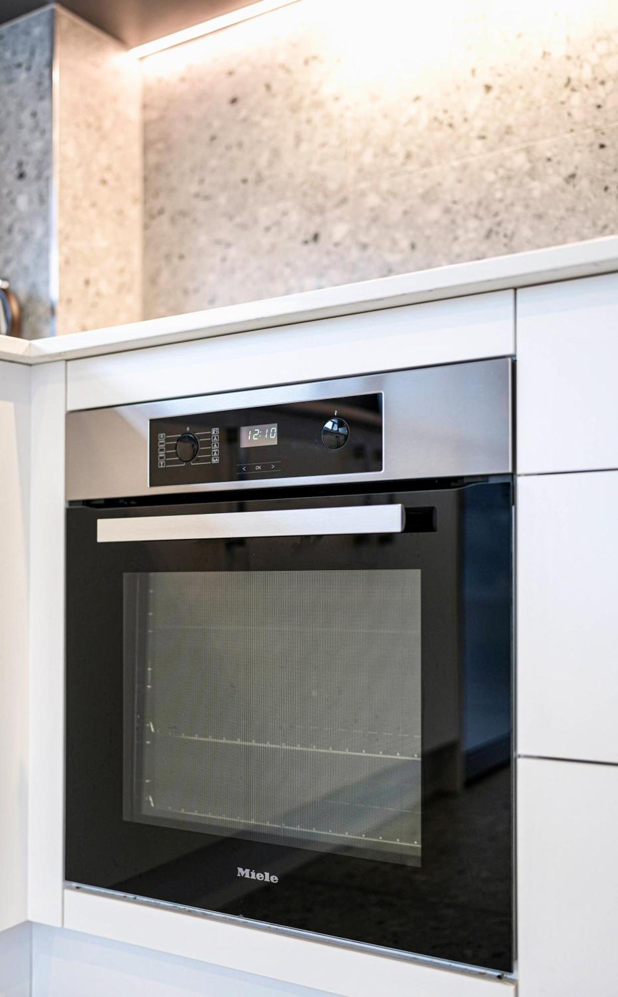 Modern Luxury Near Cbd 3bed 2bath Apartment Christchurch