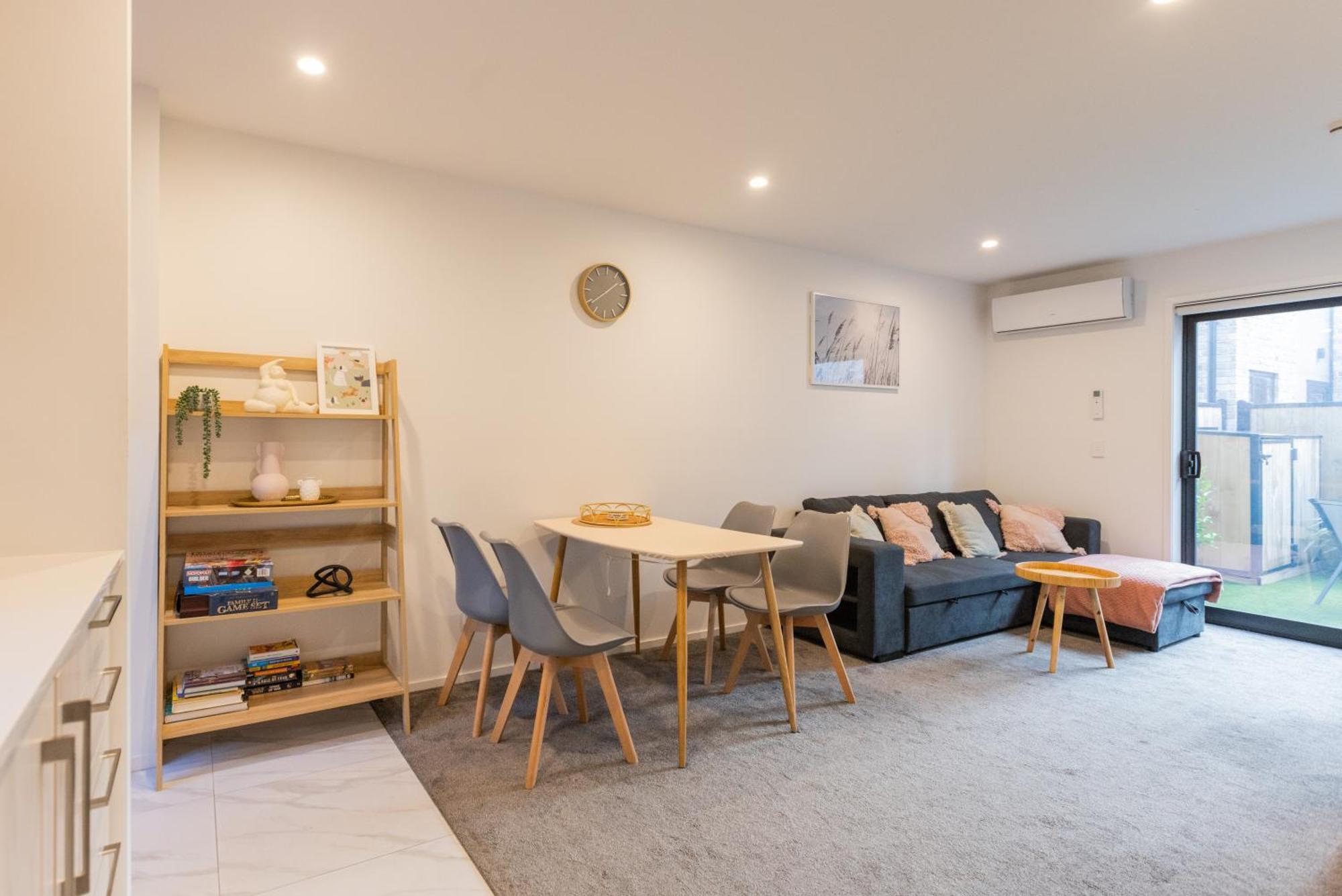 Entertaining Townhouse By Little High Eatery Apartment Christchurch