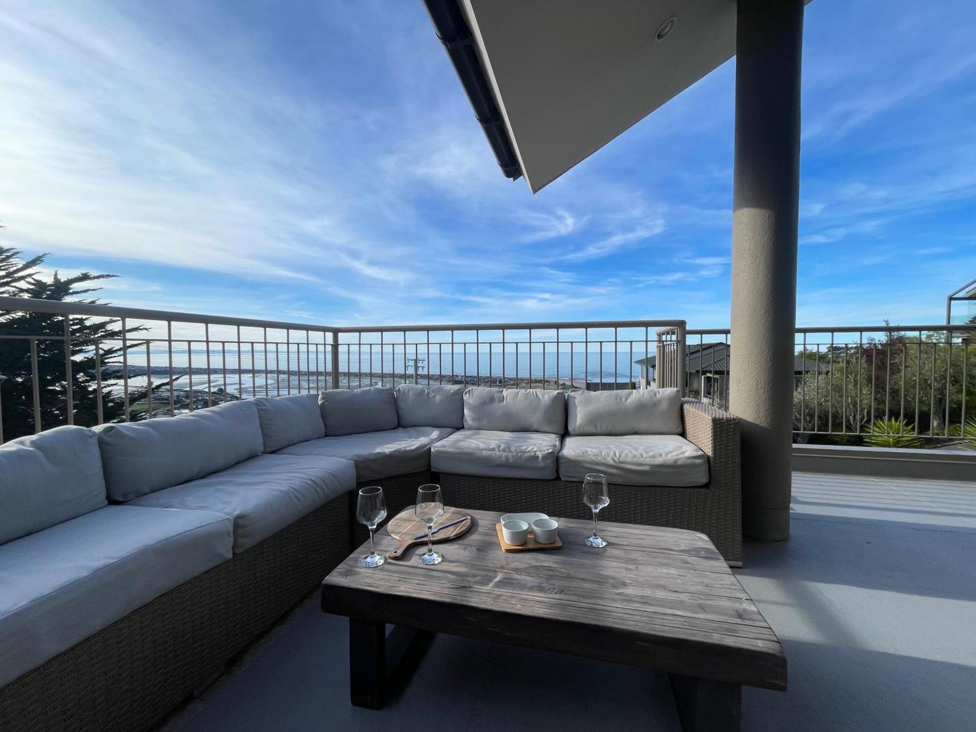 A Of Spectacular Sea Views Holiday home *
