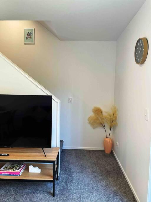 Apartment Convenience At The Salt District *