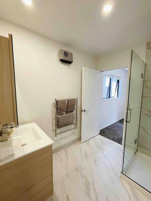 Apartment Convenience At The Salt District *