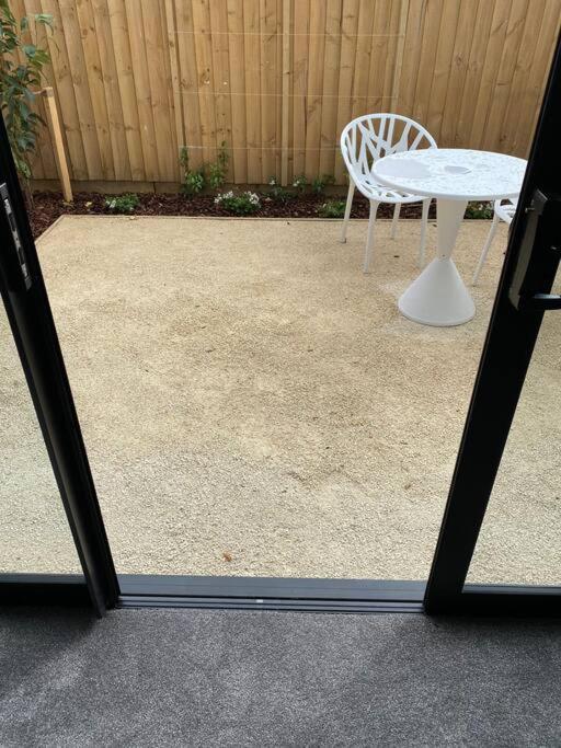 Centre Close To Hagley Park Apartment *