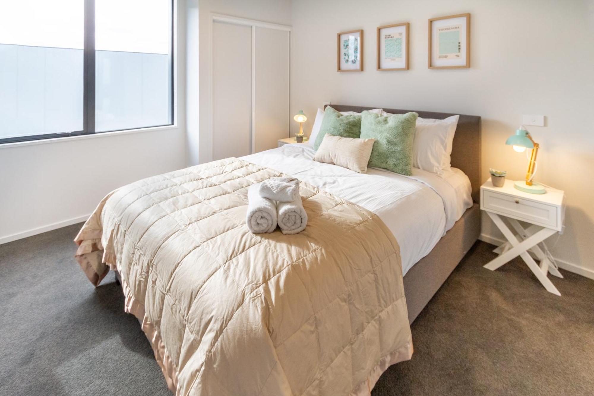Serene 2 Bed Cbd Retreat Apartment Christchurch