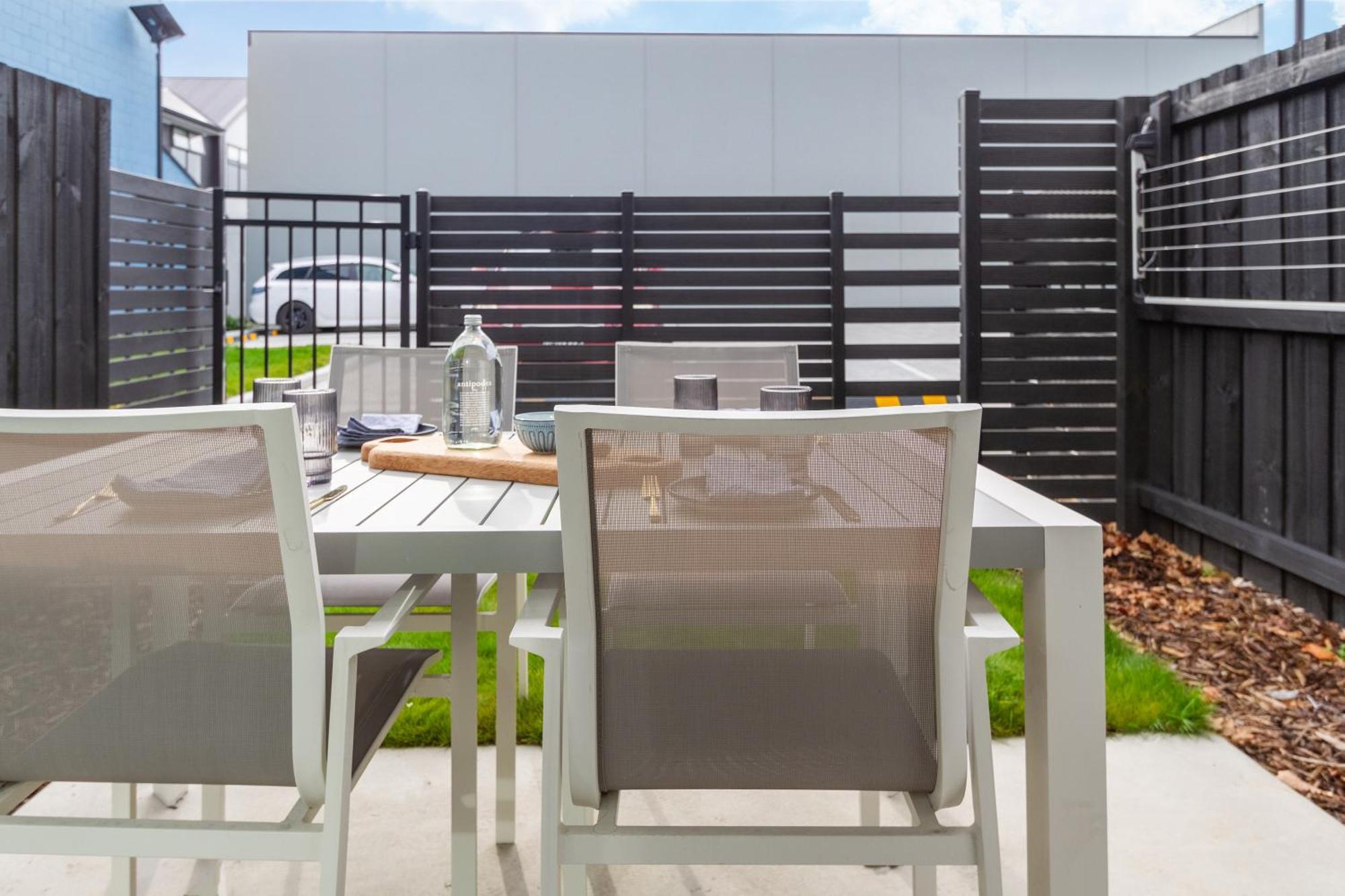 Serene 2 Bed Cbd Retreat *