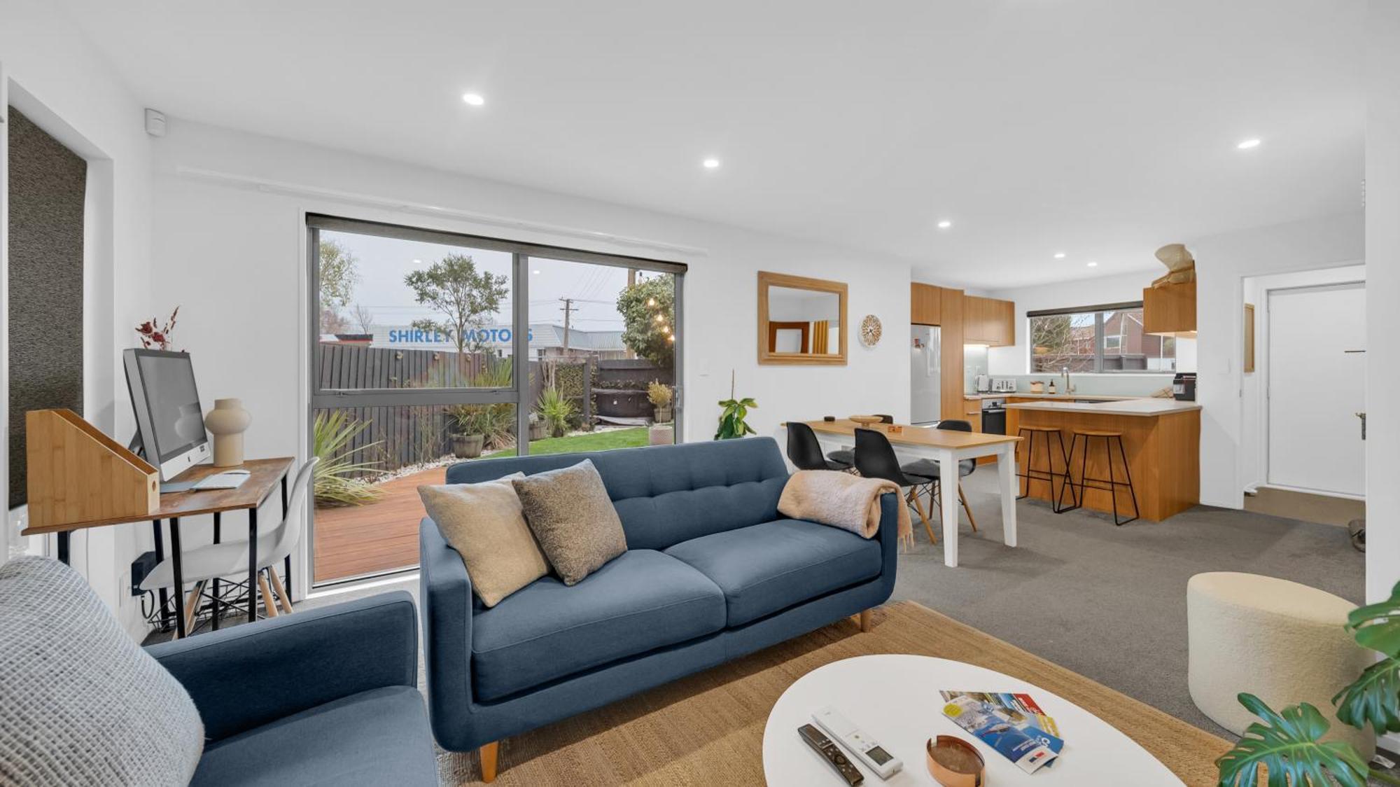 Ralph's Little With 2 Bedrooms *
