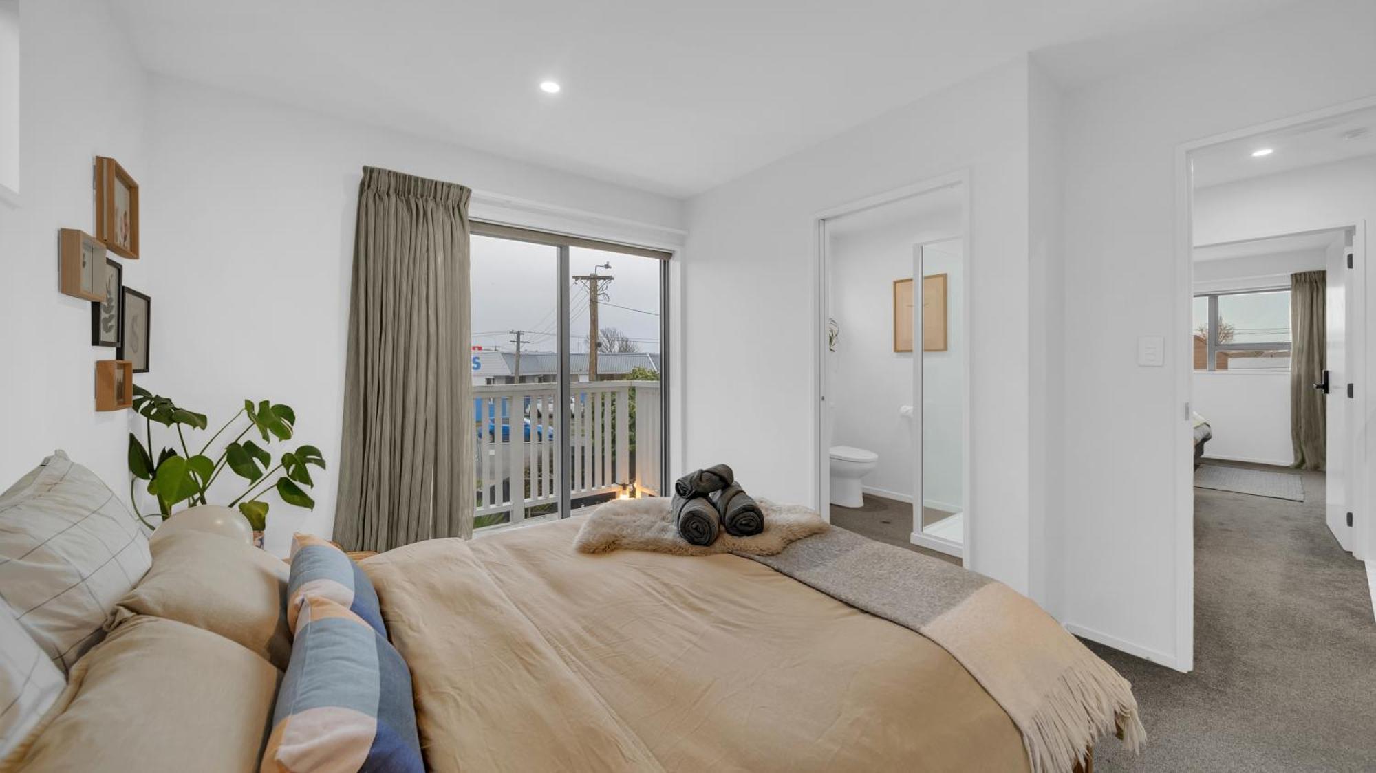 Ralph's Little With 2 Bedrooms Holiday home