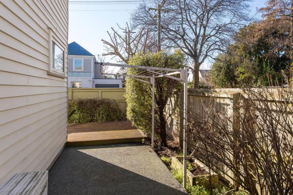 Charming Sunny Retreat Book Now Apartment *