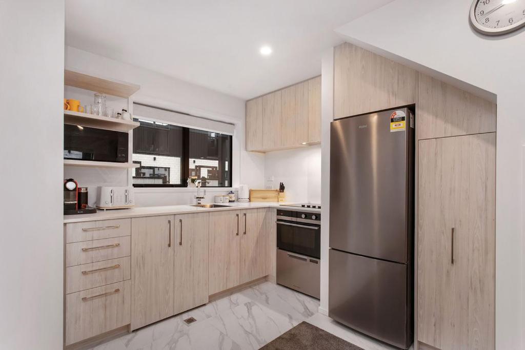 New 2bdrm 2brm Hospital Cbd Hagley Park Locationn Christchurch