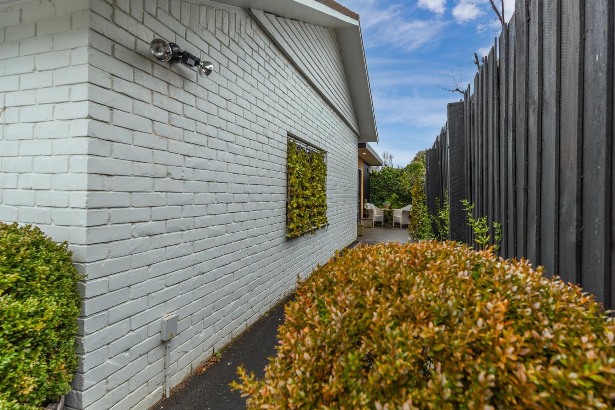 Merivale Separate