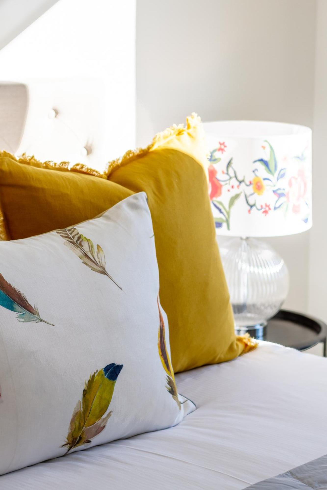 Apartment Getaway On Manchester Street - Carpark,