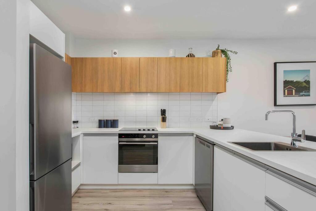 Apartment Location New Luxury Secure Park 3 Mins Cbd *