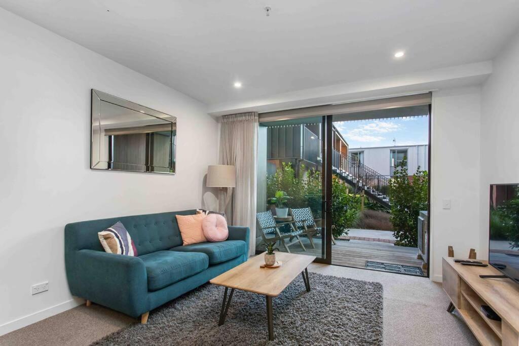 Location New Luxury Secure Park 3 Mins Cbd Apartment