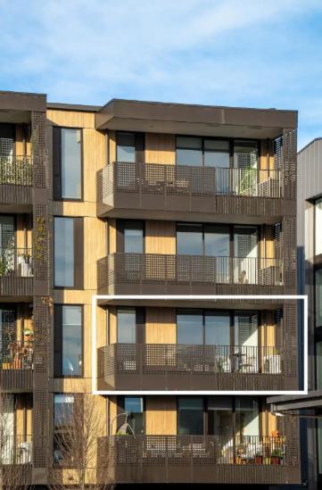 Sunsets - Warm! Modern! Quiet! *