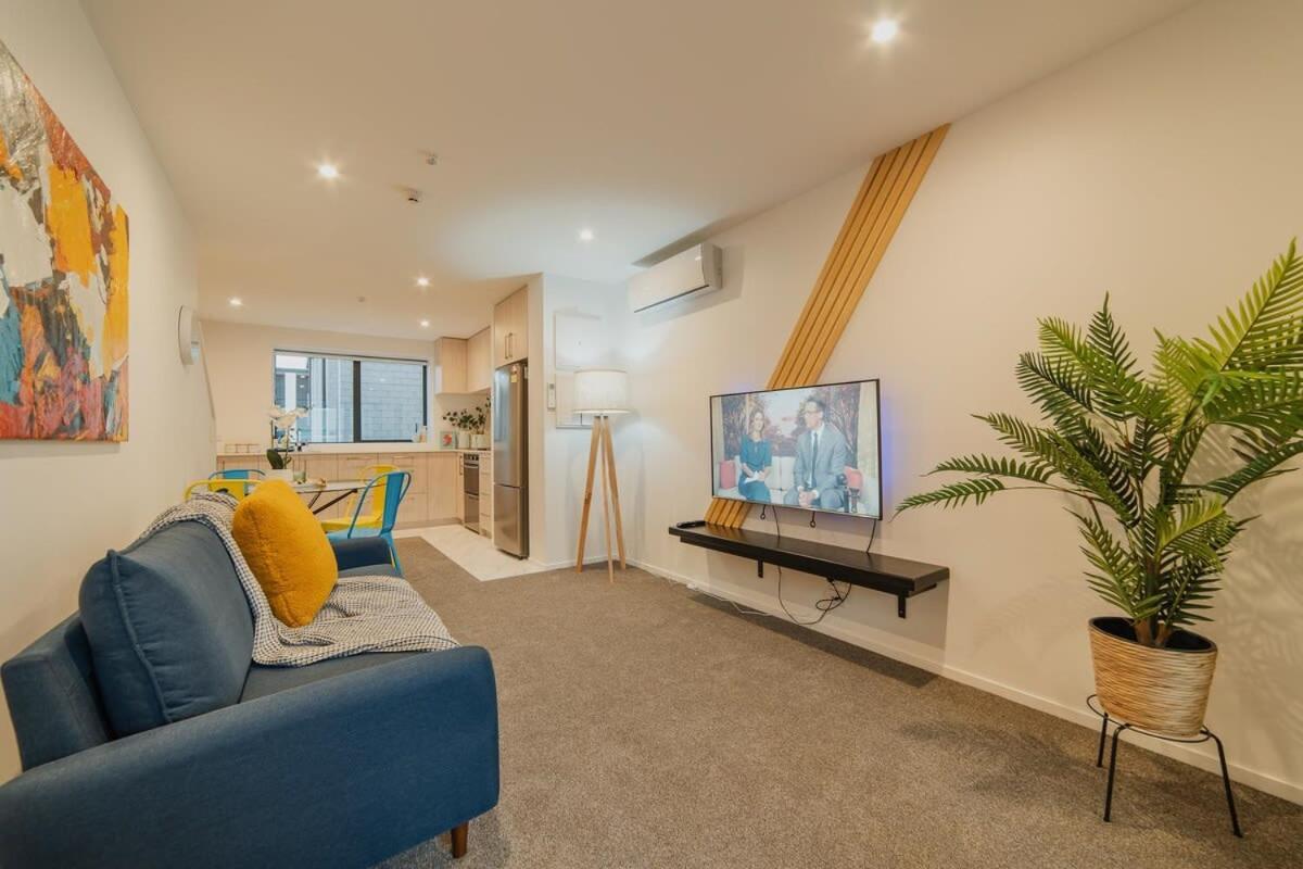 Madhouse Comfort - 2-br Haven On Tuam Street Holiday home Christchurch