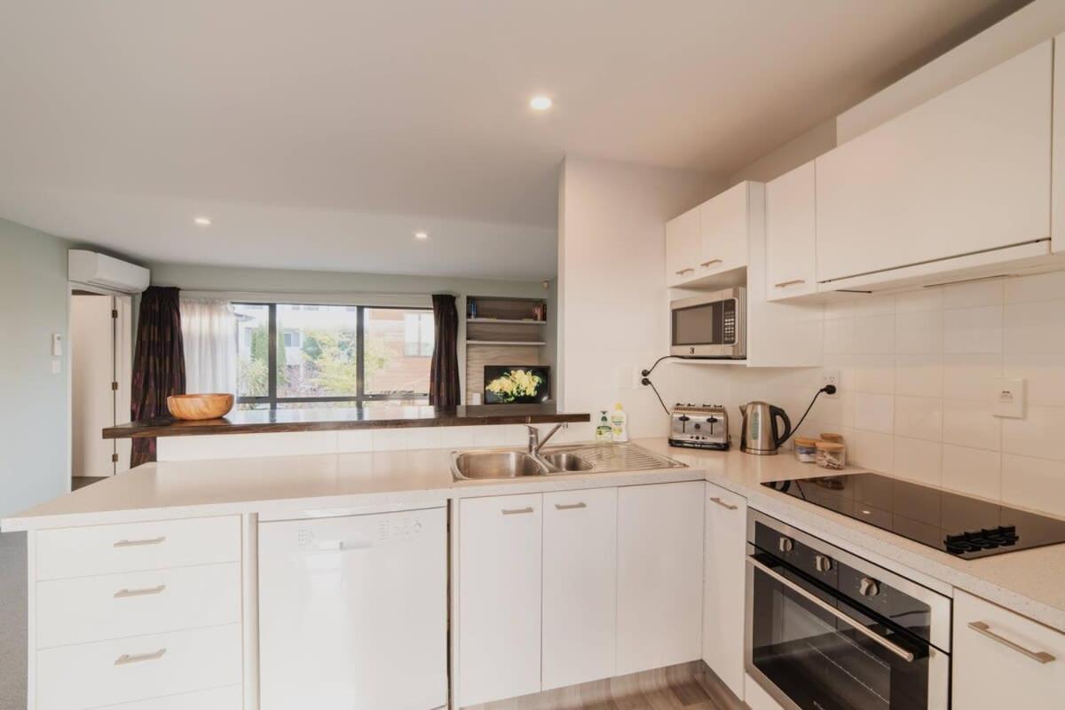 Quaint Worcester Quarters - 3br Delight Holiday home Christchurch