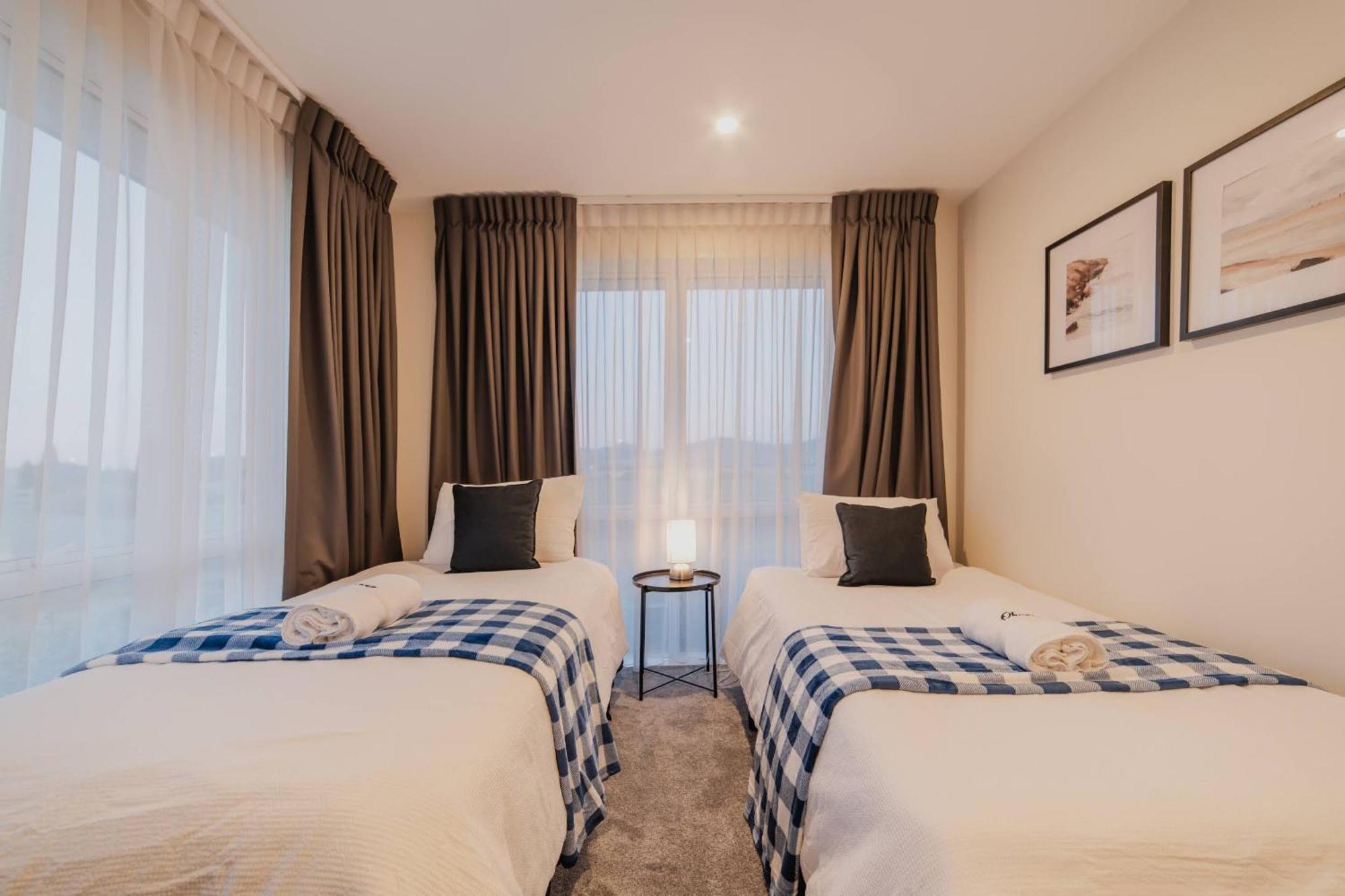 Holiday home Chic Retreat - Modern Comforts & Game Fun *