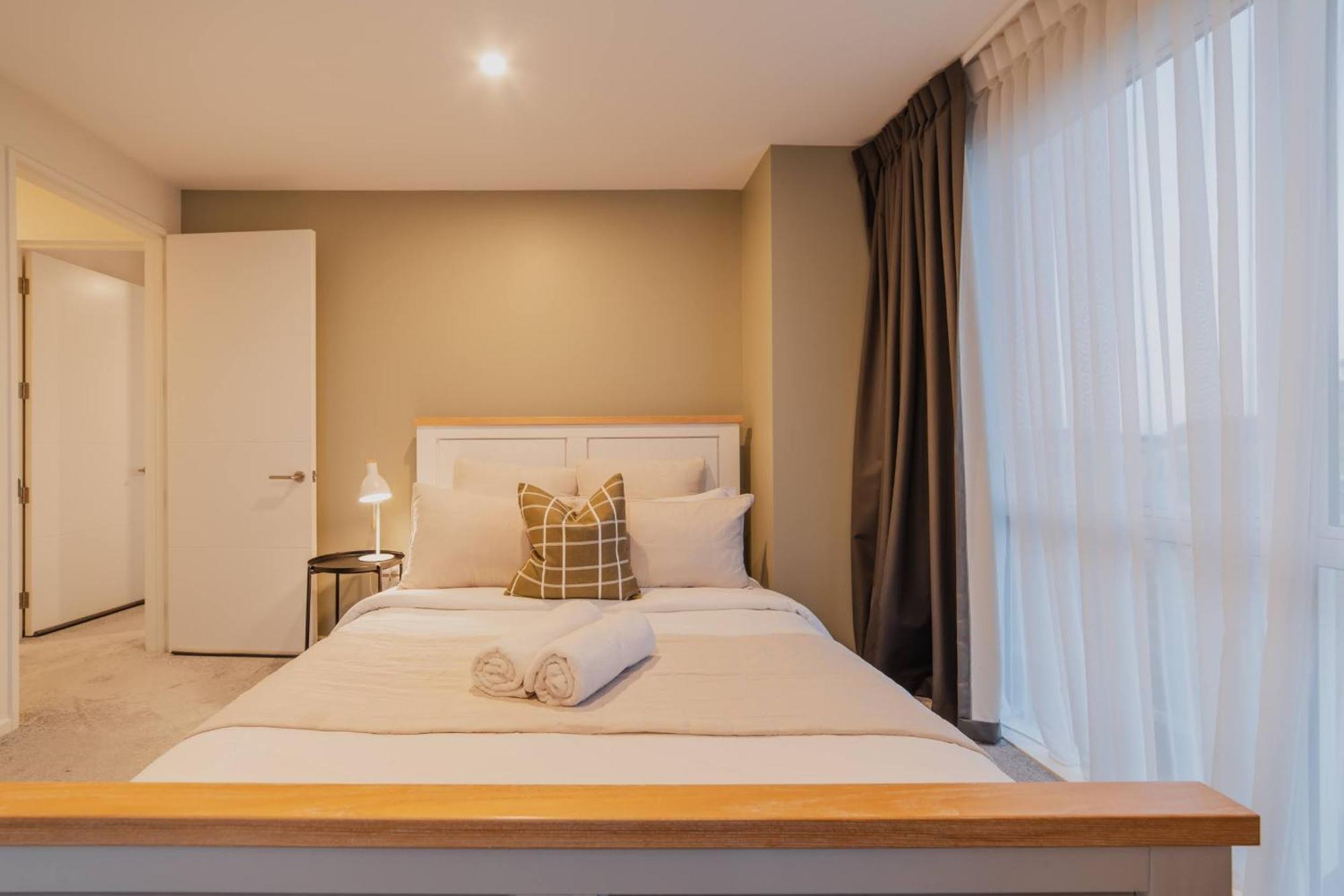 Chic Retreat - Modern Comforts & Game Fun Christchurch