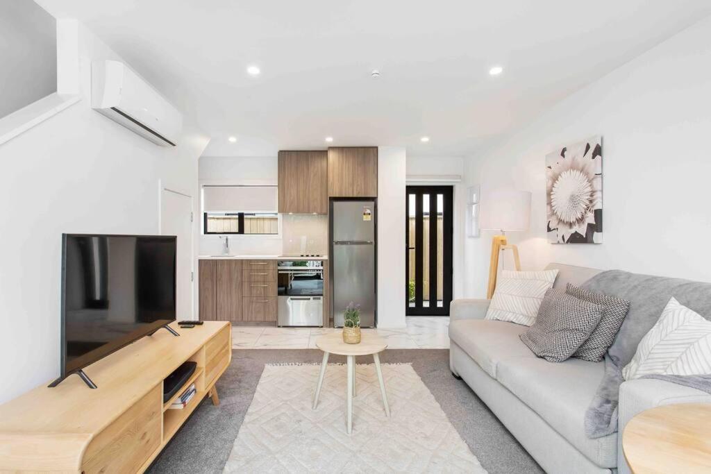 Apartment Exceptional Value For Money Sunny Warm 5 Mins Cbd Christchurch