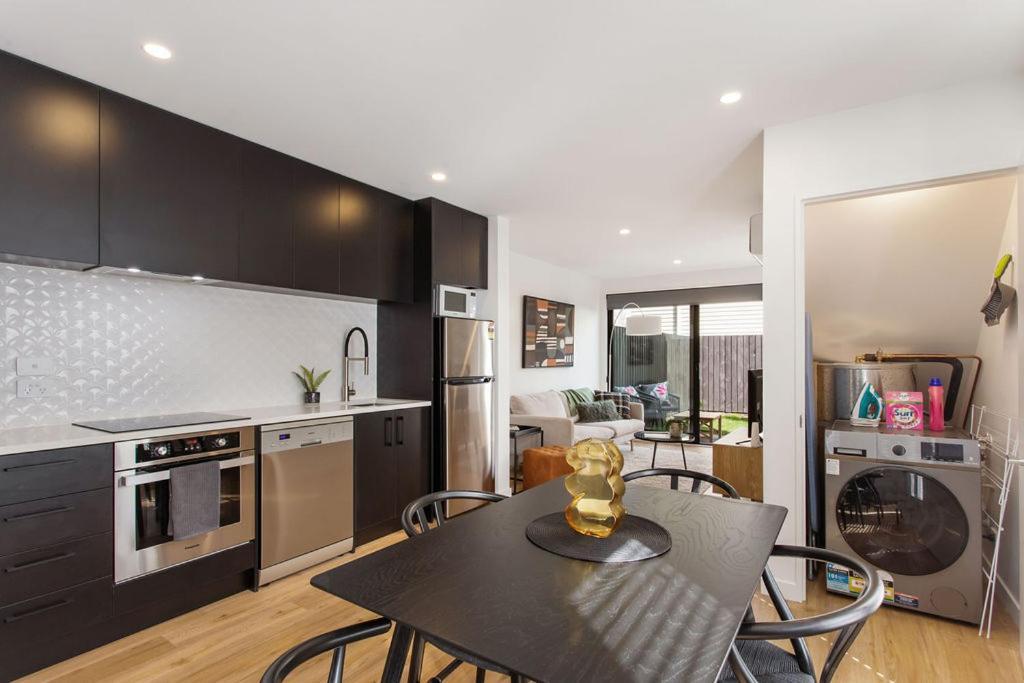 Apartment Quirky New Stylish Free Park *