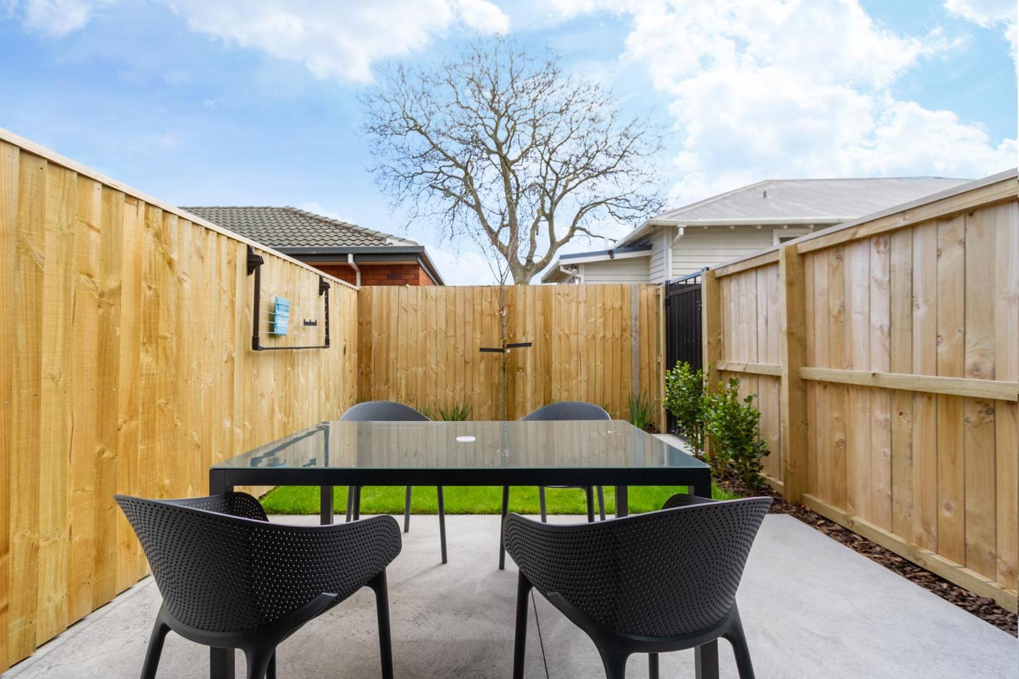 Apartment Family Friendly Near Waltham Pool *