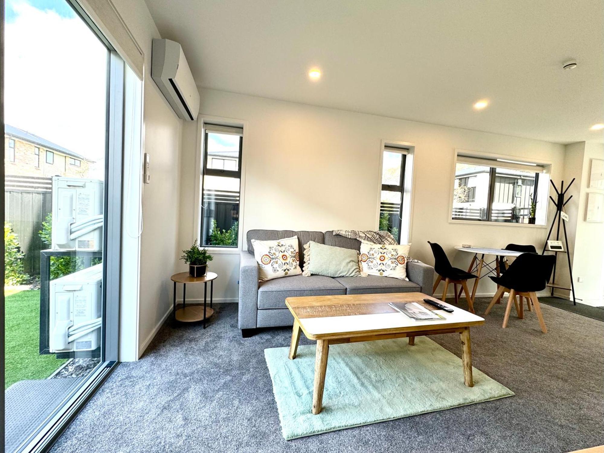 Riccarton 2bdr2btr Townhouse Free Carpark Fast Wifi Apartment