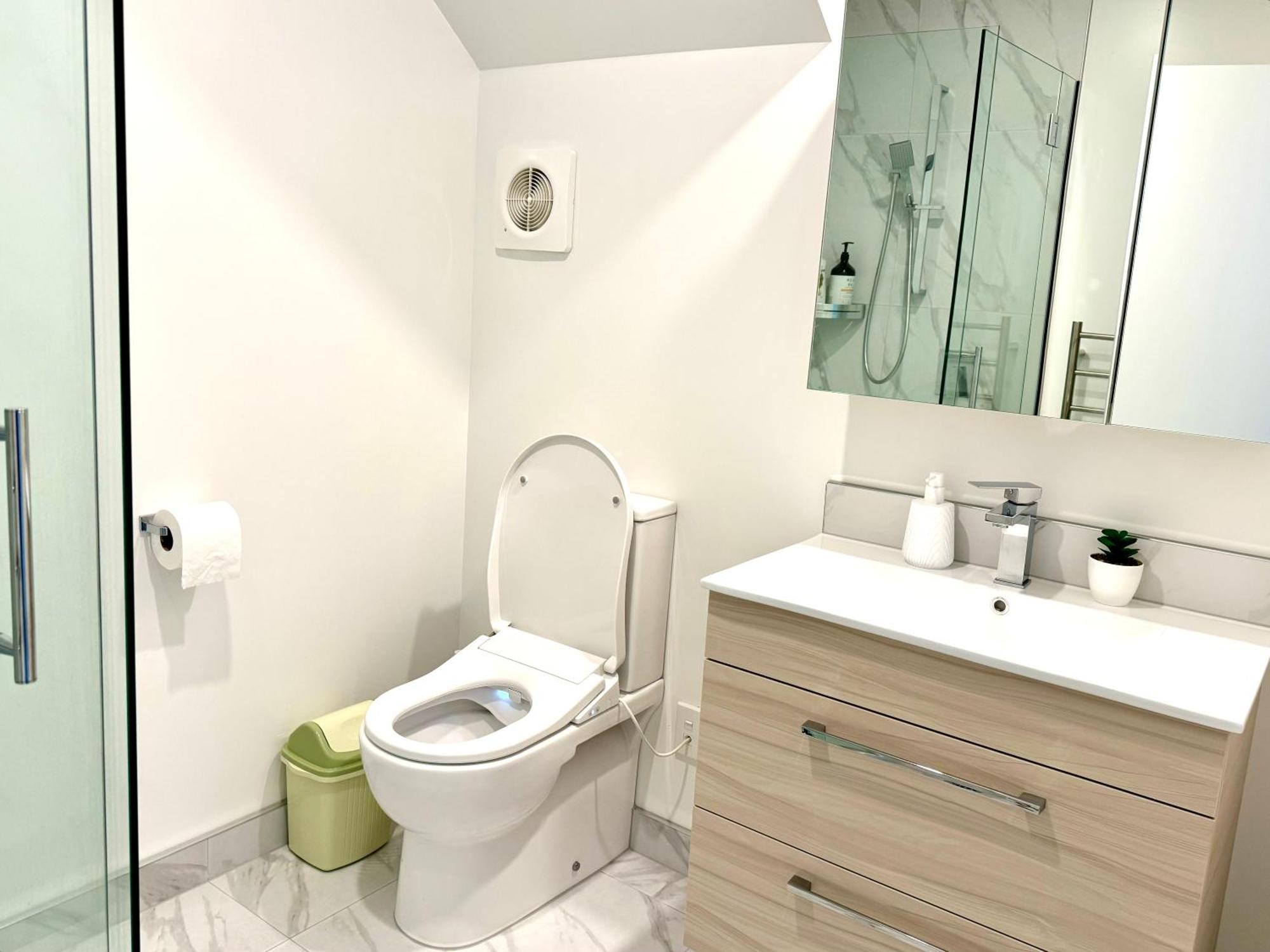 Apartment Riccarton 2bdr2btr Townhouse Free Carpark Fast Wifi *