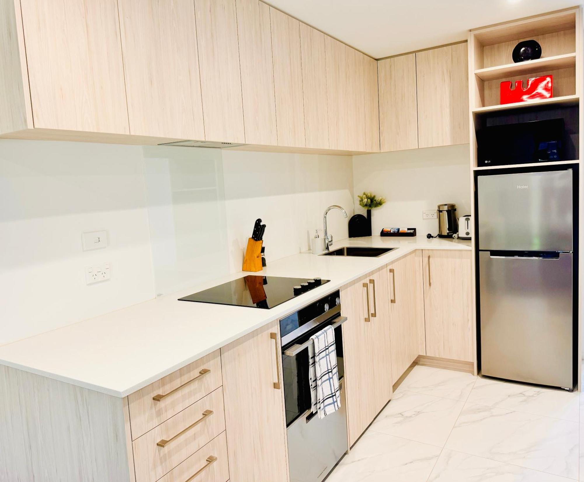 Heartstay Apartment *