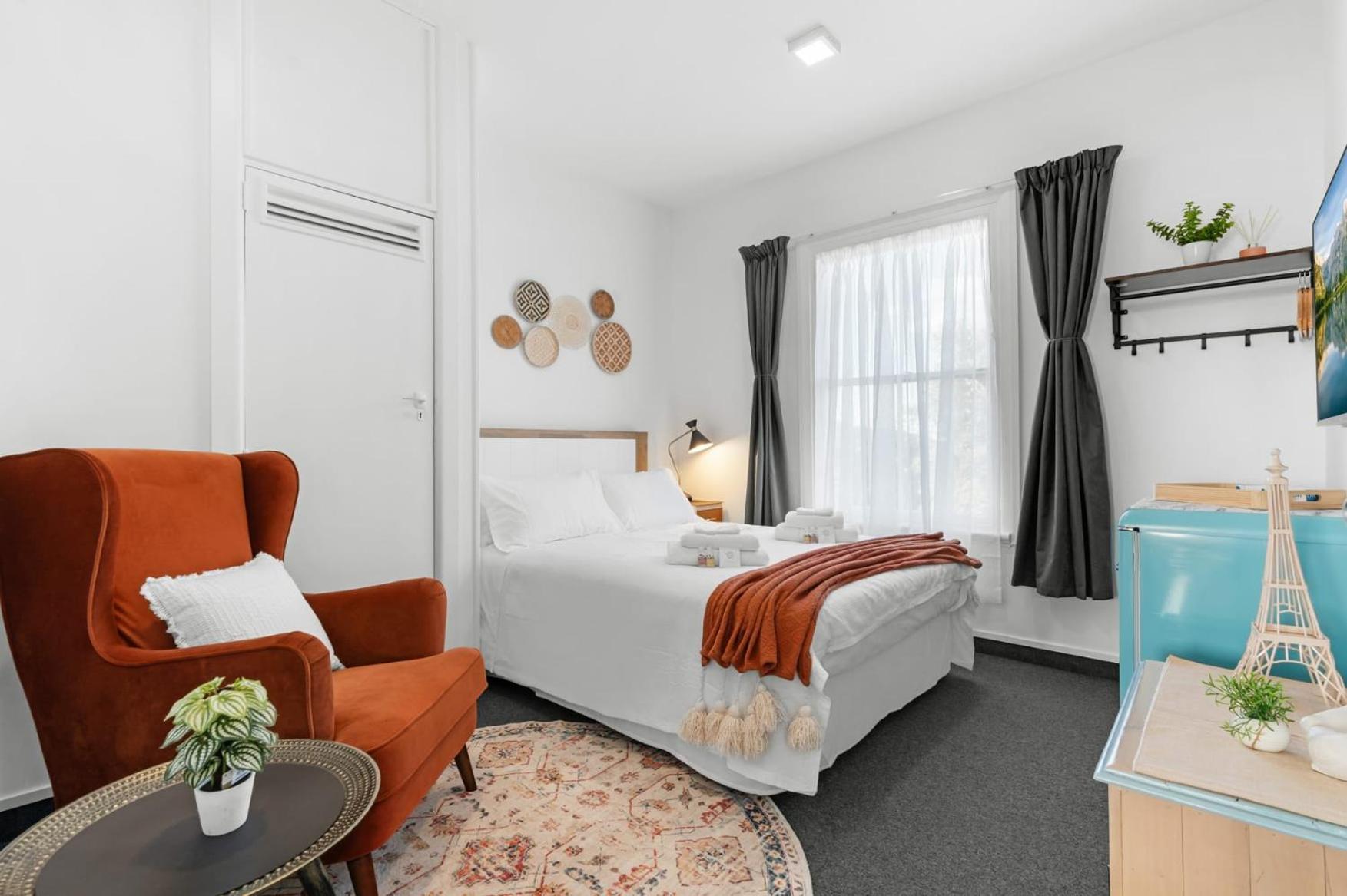 The Ultimate In - Sleeps Up To 33-guests