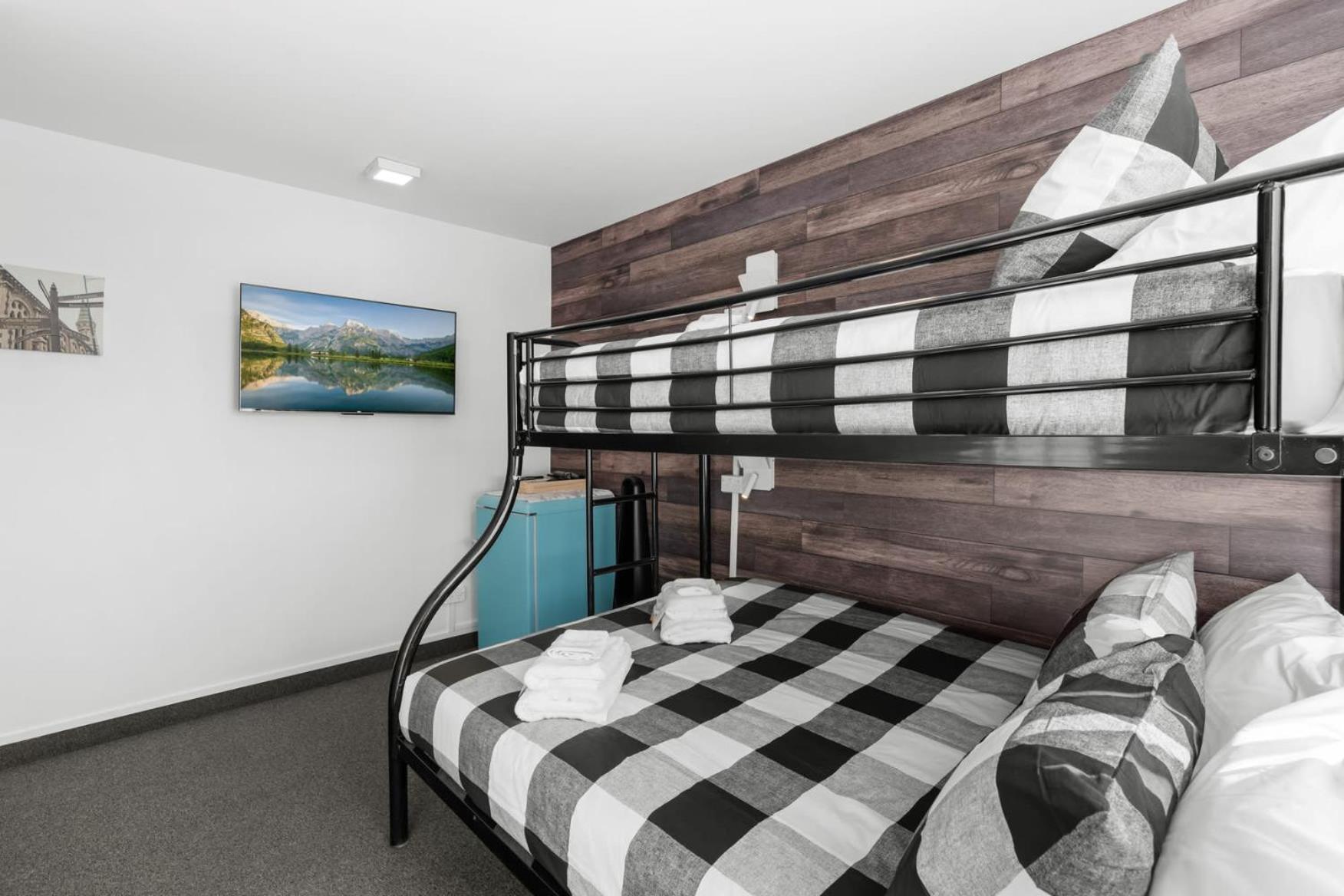 9-bedroom - Sleeps 19 * Christchurch