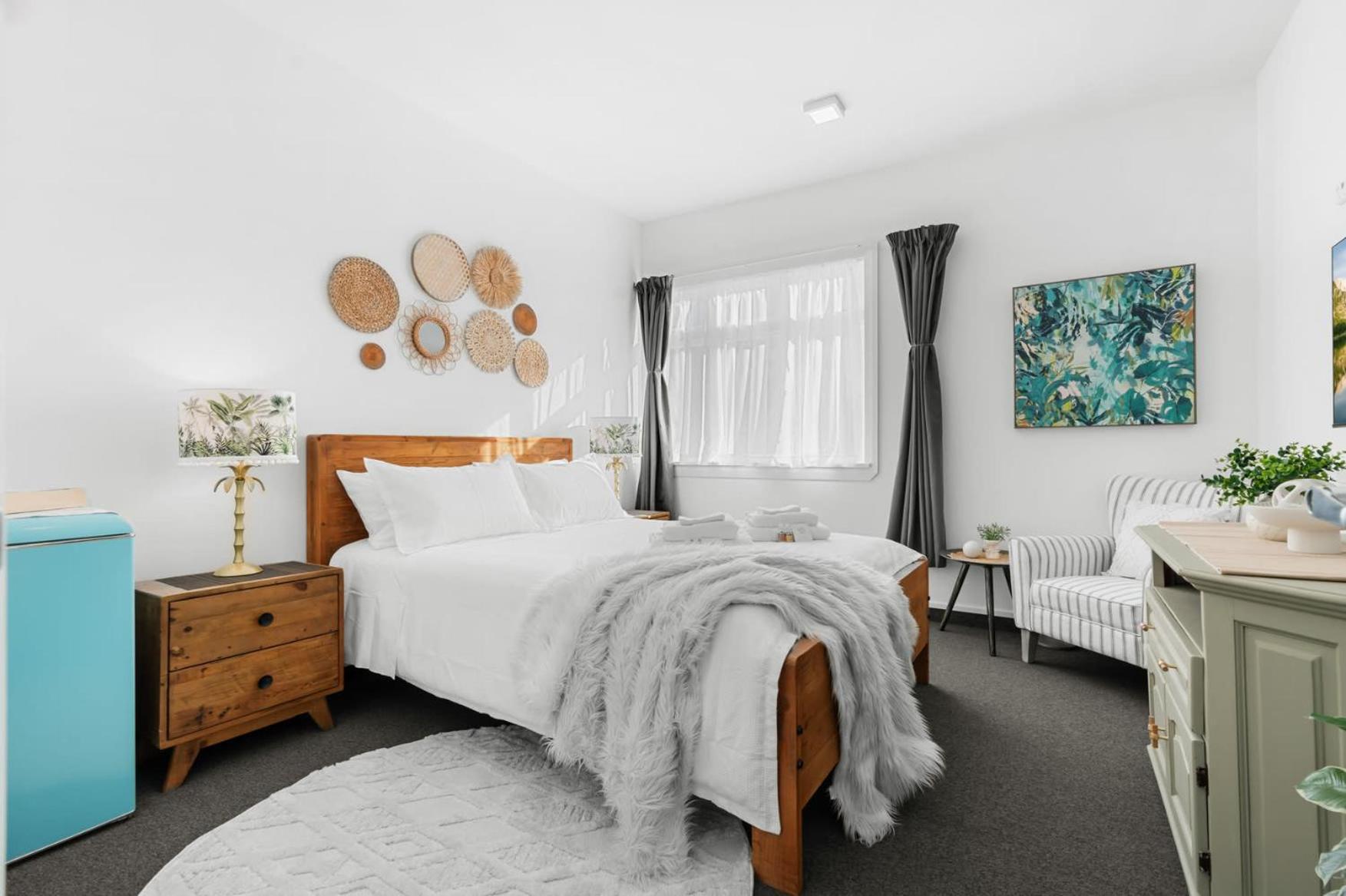 9-bedroom - Sleeps 19