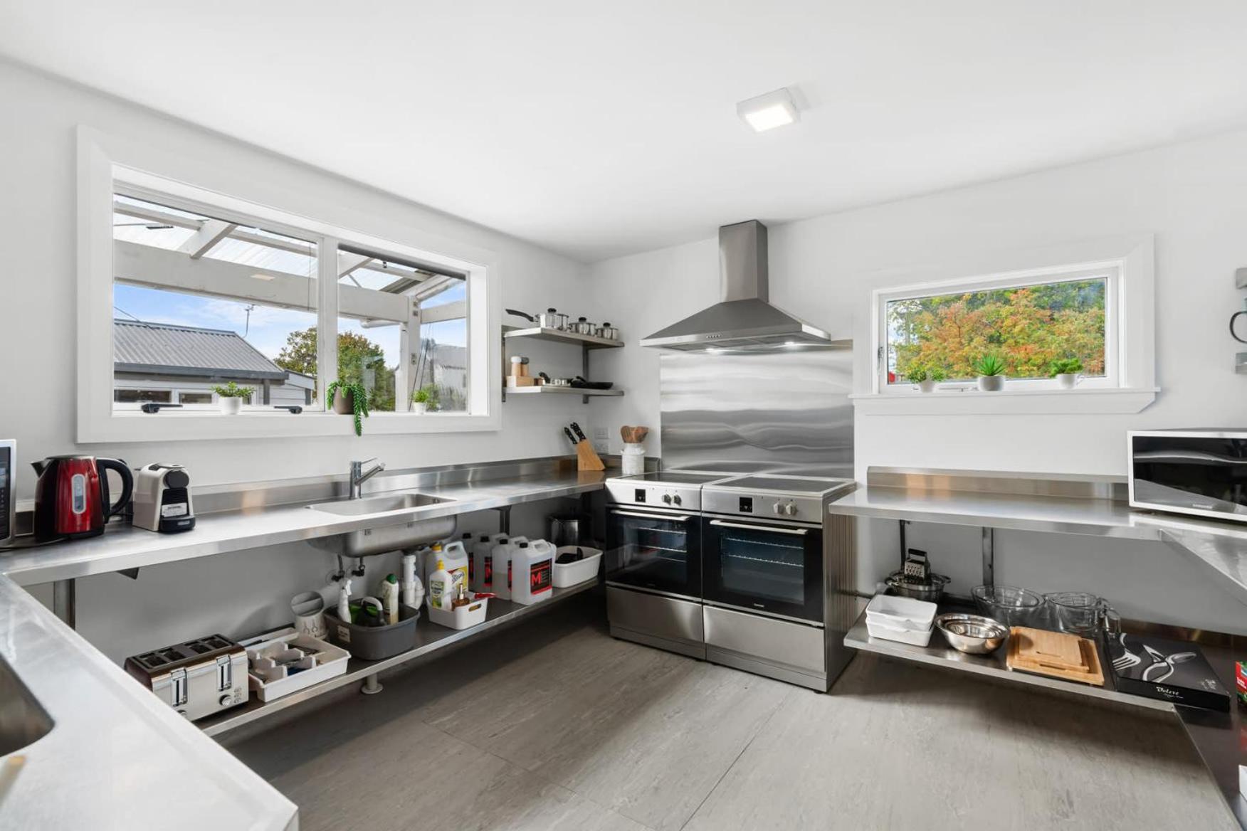 9-bedroom - Sleeps 19 * Christchurch